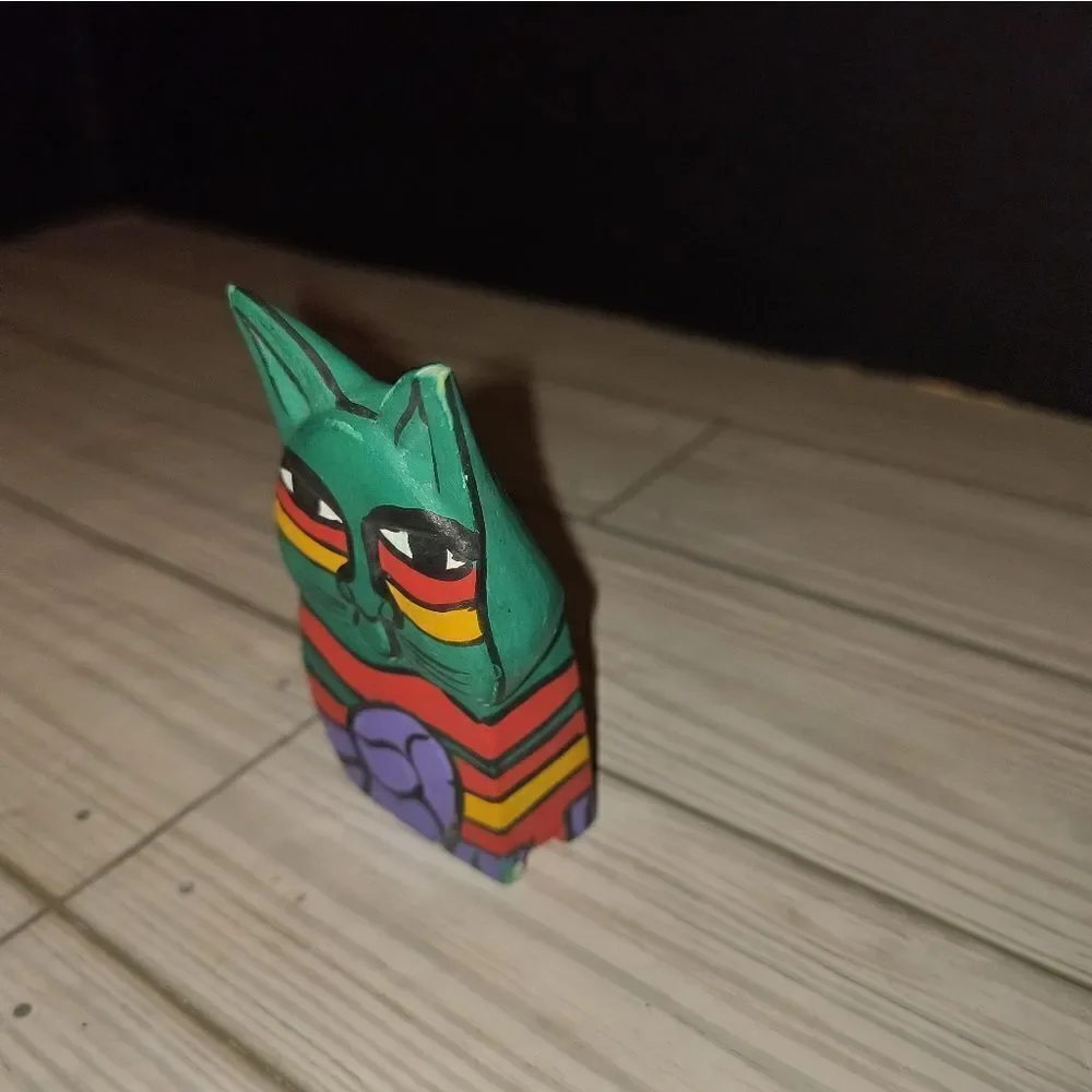 Folk Art Carved Wood Hand Painted Cat Figure Multicolor Decor 3'in Tall - Picture 6 of 8